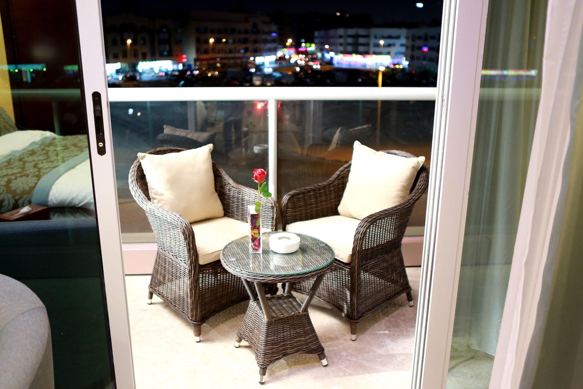 דובאי Telal Hotel Apartments מראה חיצוני תמונה
