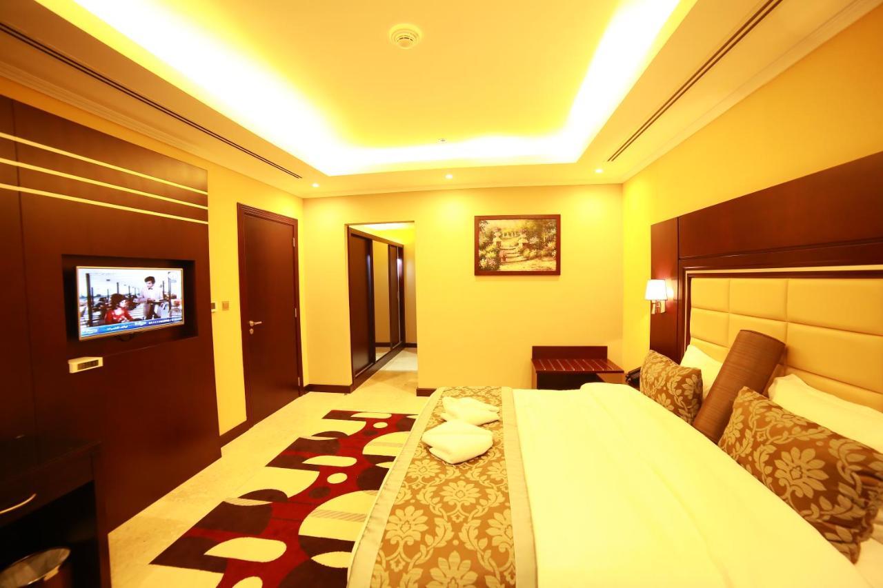 דובאי Telal Hotel Apartments מראה חיצוני תמונה