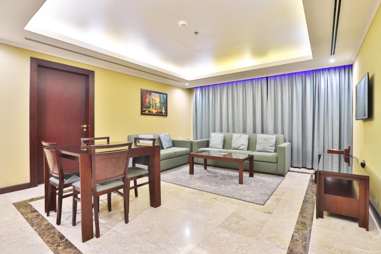 דובאי Telal Hotel Apartments מראה חיצוני תמונה