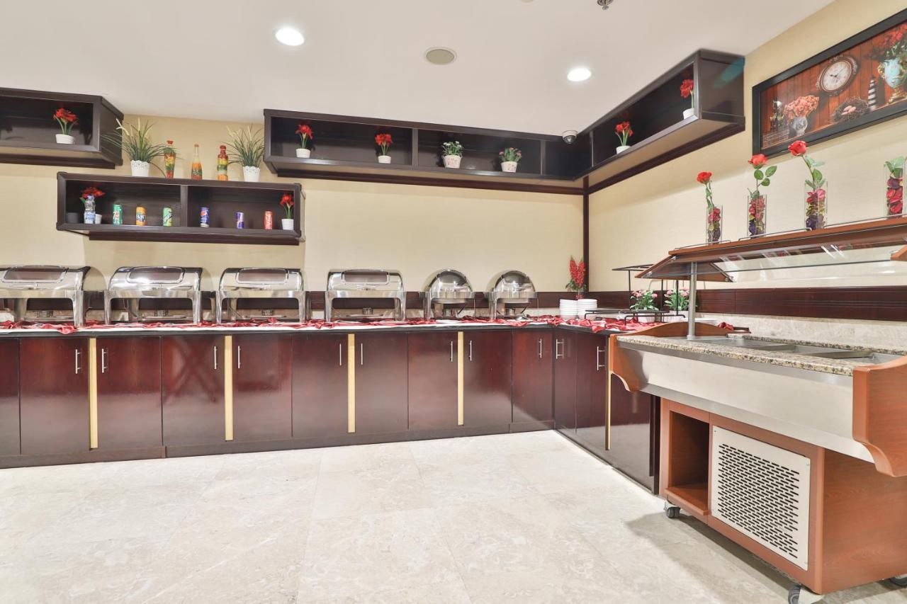 דובאי Telal Hotel Apartments מראה חיצוני תמונה