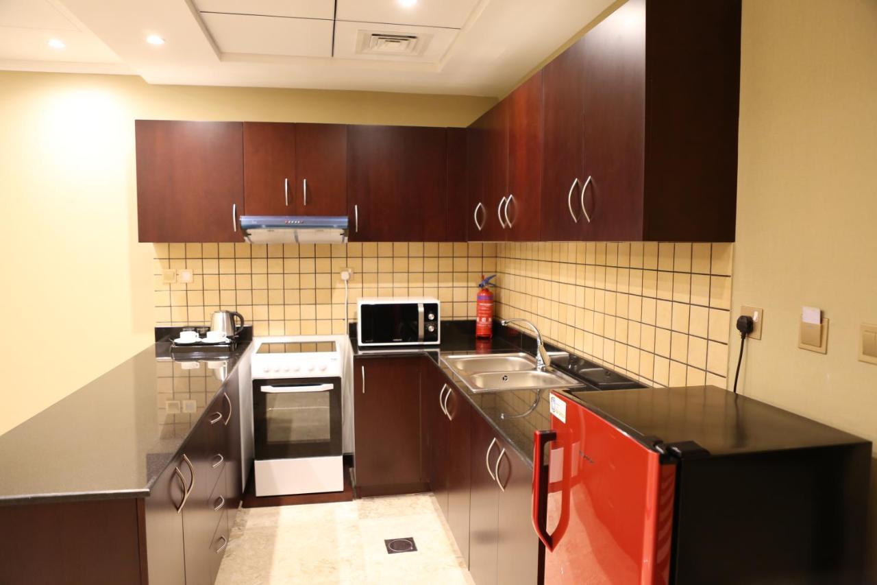 דובאי Telal Hotel Apartments מראה חיצוני תמונה